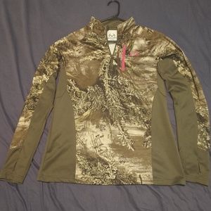 Real tree long sleeve